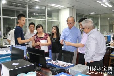 JNA大獎(jiǎng)評審團(tuán)考察寶福珠寶，盛贊“寶福智造”引領(lǐng)行業(yè)新發(fā)展